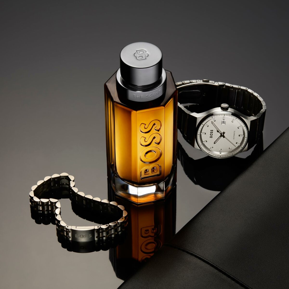 Parfum unisexe BOSS The Scent en eau de toilette pour une signature olfactive chaude et élégante.
