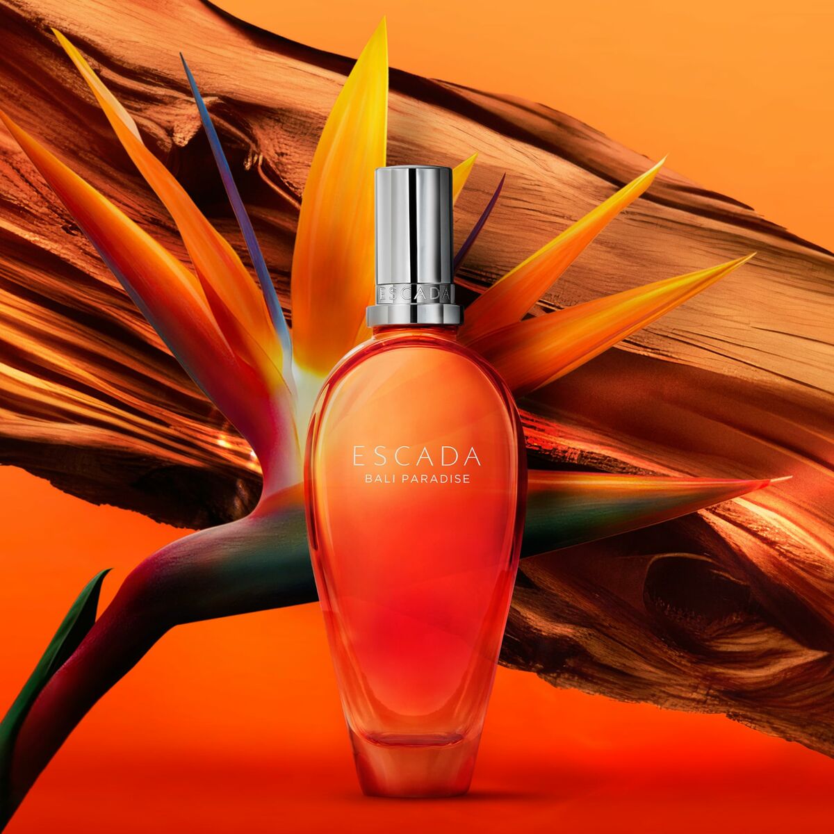 Parfum femme Escada Bali Paradise en eau de toilette pour une fragrance fraîche et lumineuse.