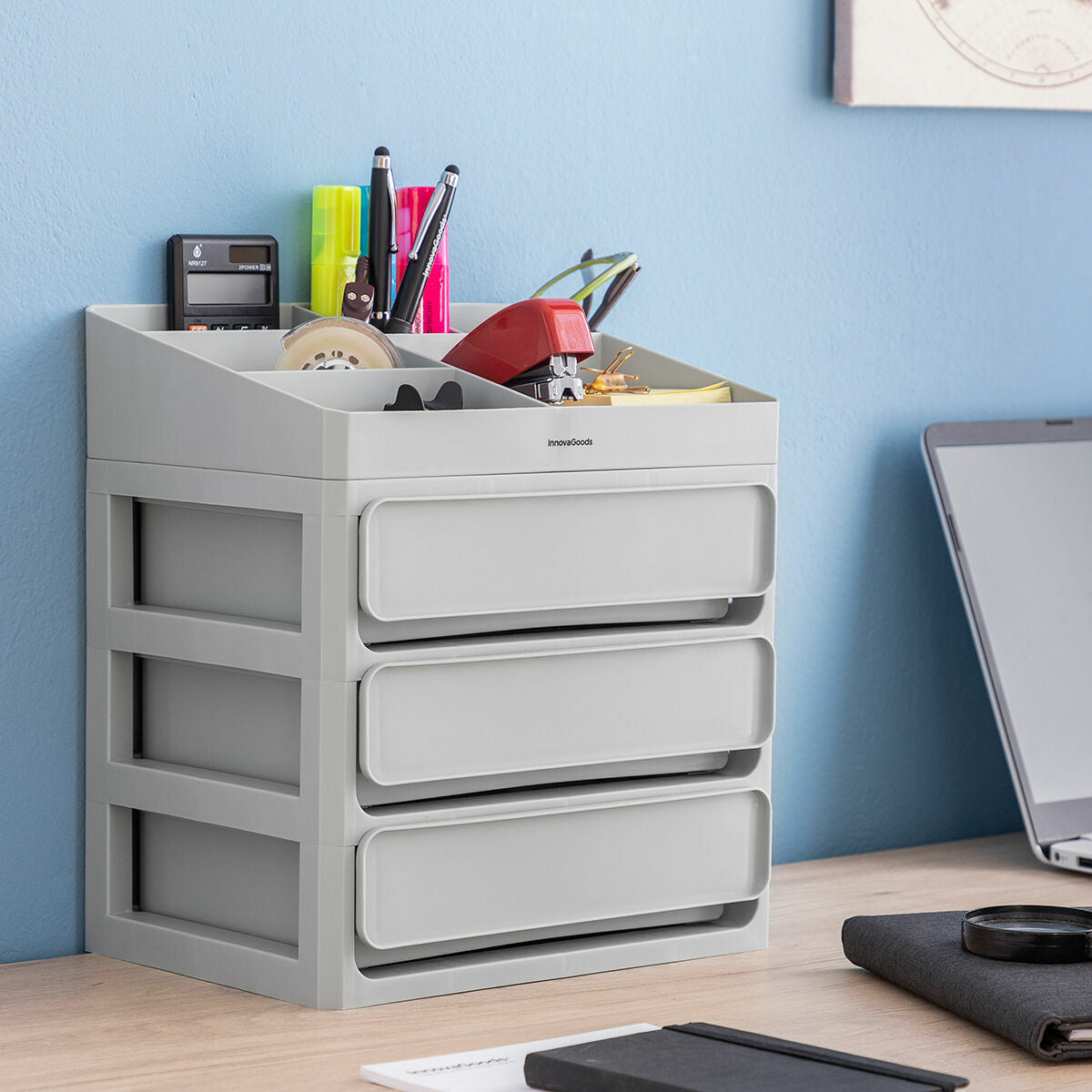 Organisateur de maquillage avec plateau amovible pour rangement des produits et accessoires