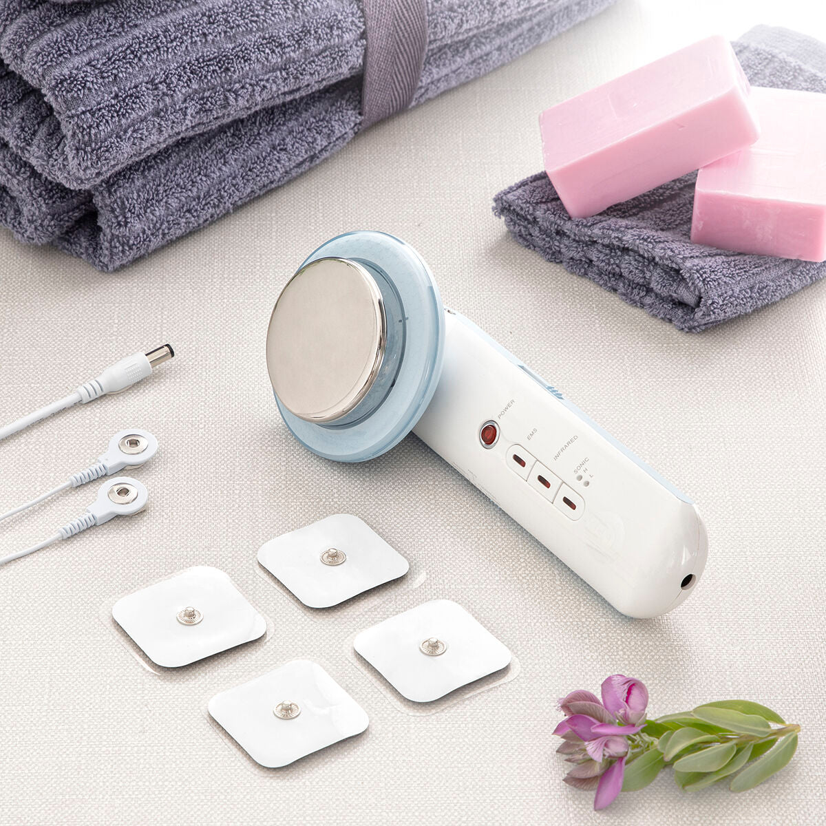 Masseur à cavitation par ultrasons avec infrarouge et électrostimulation CellyMax InnovaGoods