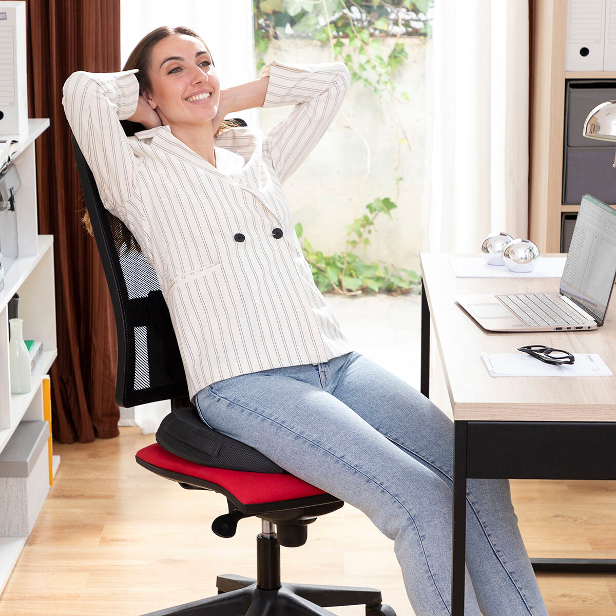 Coussin en gel et charbon de bambou avec housse amovible Charnut InnovaGoods